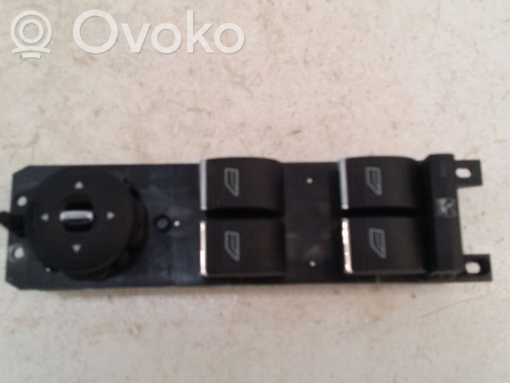 Ford Focus Electric window control switch 