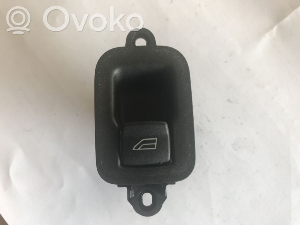 Volvo V50 Electric window control switch 