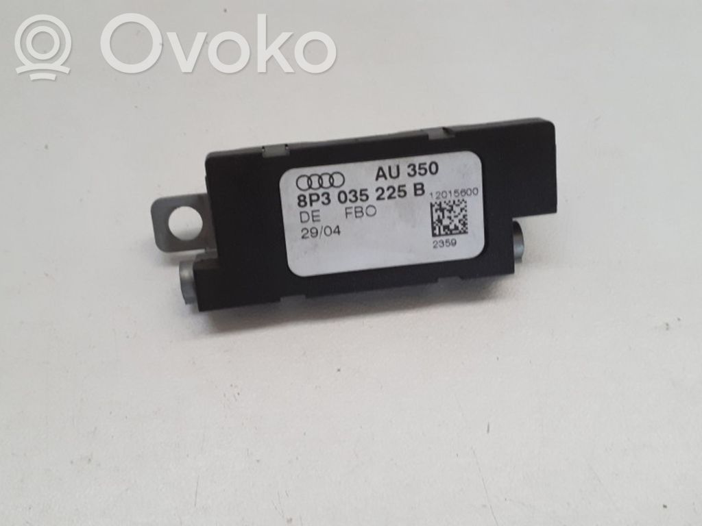 Audi A3 S3 8P Pystyantennivahvistin 