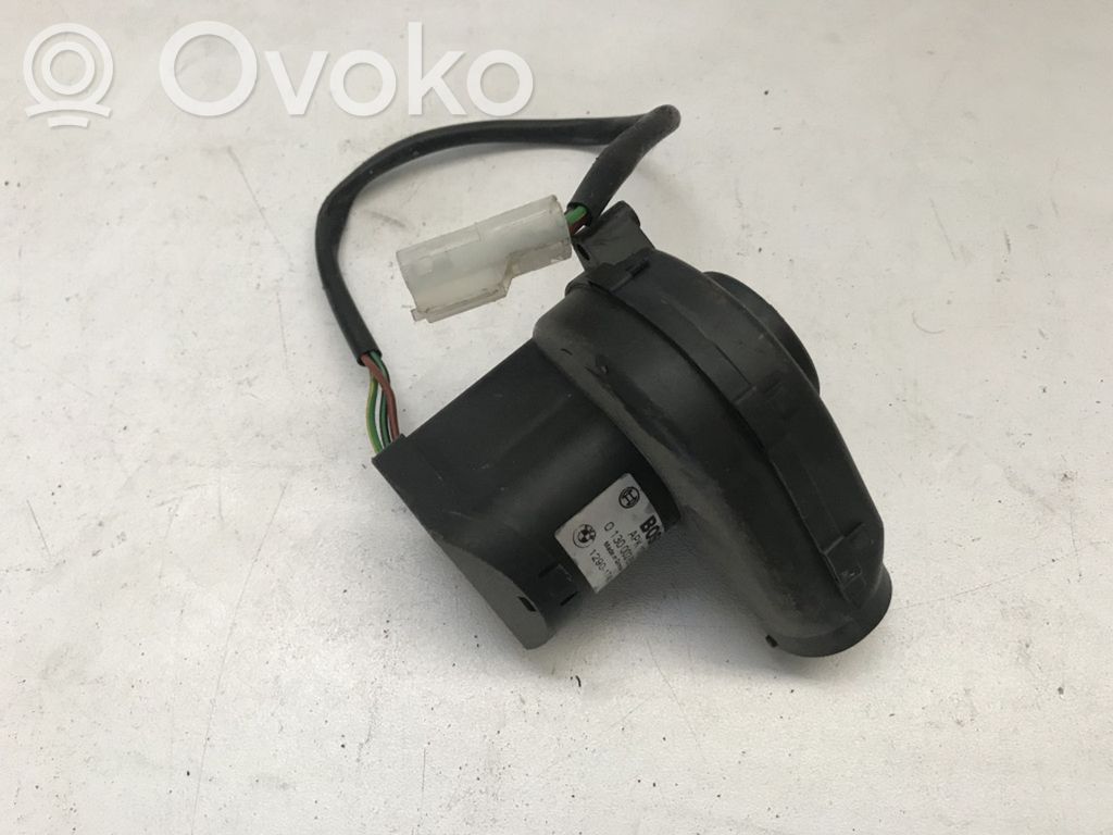 BMW 5 E39 Engine control unit/module fan 
