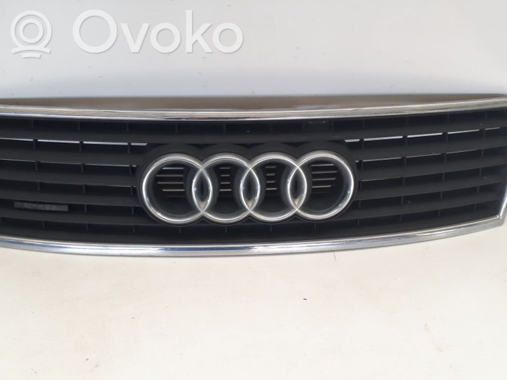 Audi A6 S6 C5 4B Front bumper upper radiator grill 