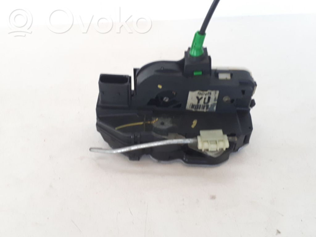 Opel Insignia A Takaoven lukko 