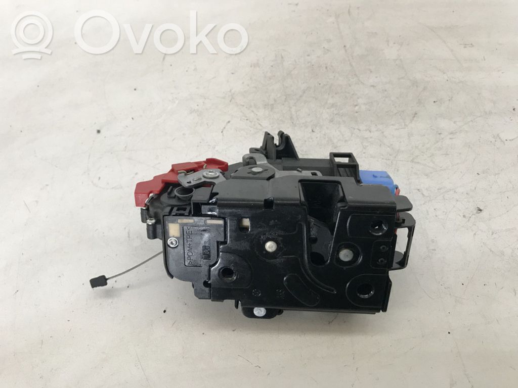 Volkswagen Golf V Zamek drzwi przednich 