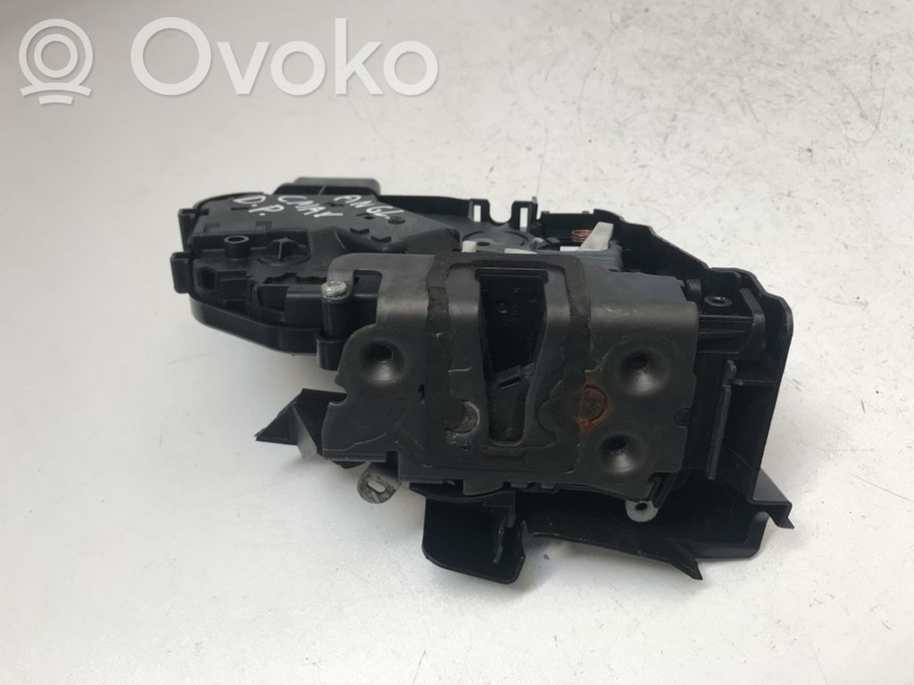 Ford Focus C-MAX Front door lock 