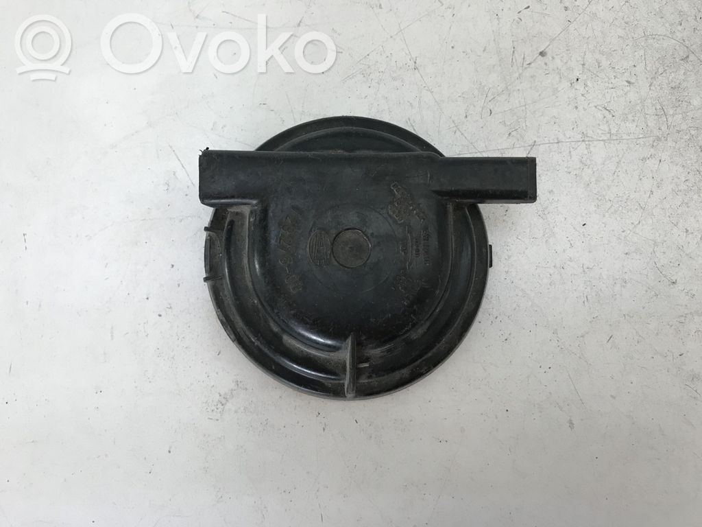 Audi 100 S4 C4 Osłona żarówki lampy przedniej 