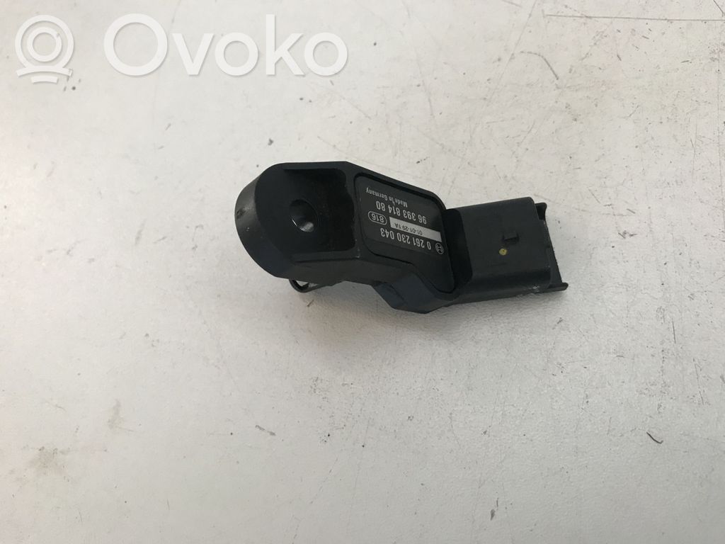 Citroen C4 I Air pressure sensor 