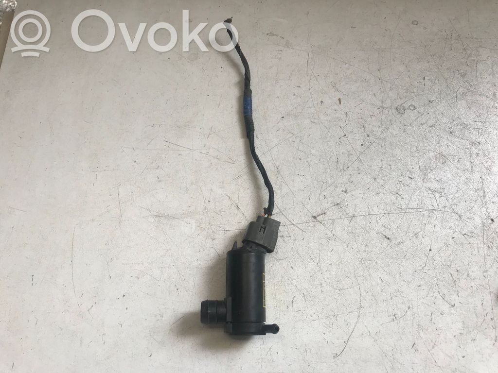 Chevrolet Spark Windscreen/windshield washer pump 