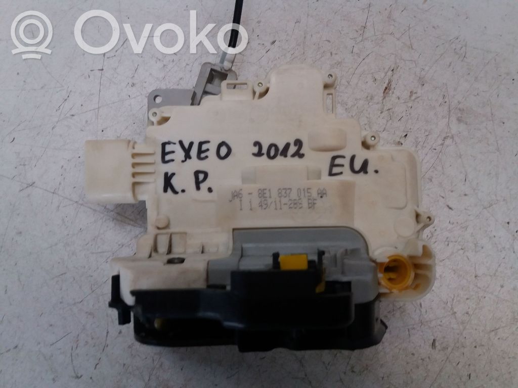 Seat Exeo (3R) Front door lock 