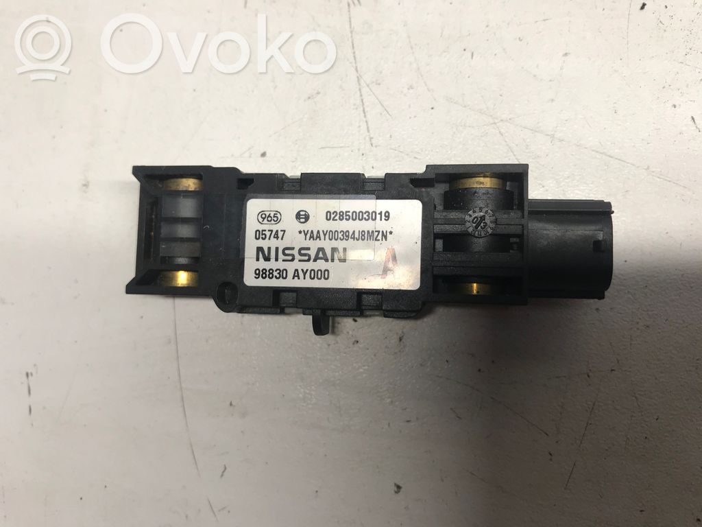 Nissan Primera Airbagsensor Crashsensor Drucksensor 