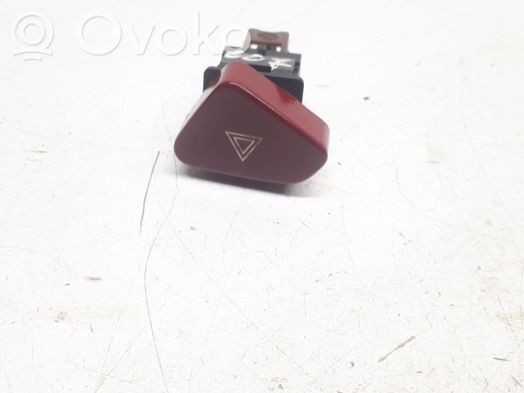 Peugeot 607 Hazard light switch 