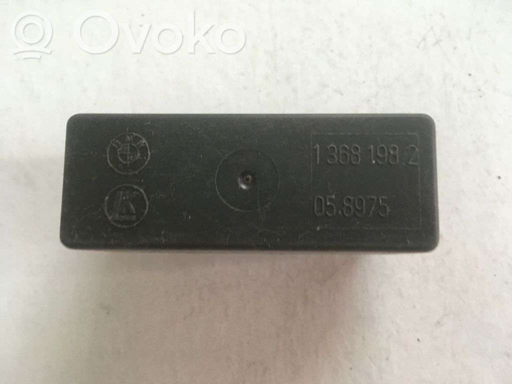 Other relay   13681982