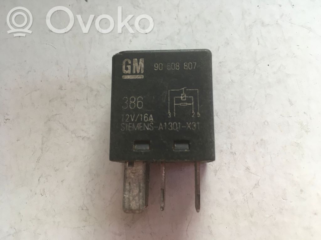 Saab 9-5 Muu rele 