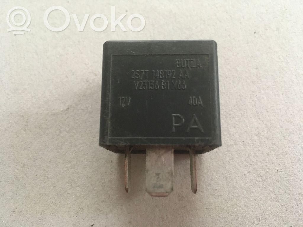 Ford Mondeo Mk III Muu rele 
