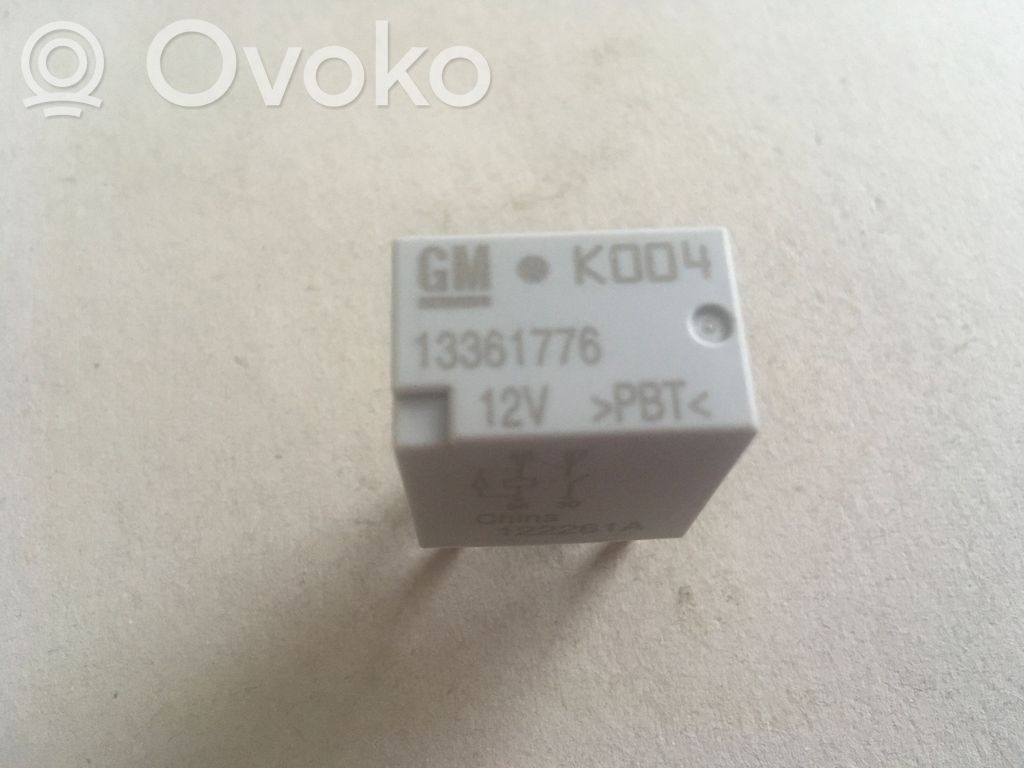 Opel Astra J Inne przekaźniki 