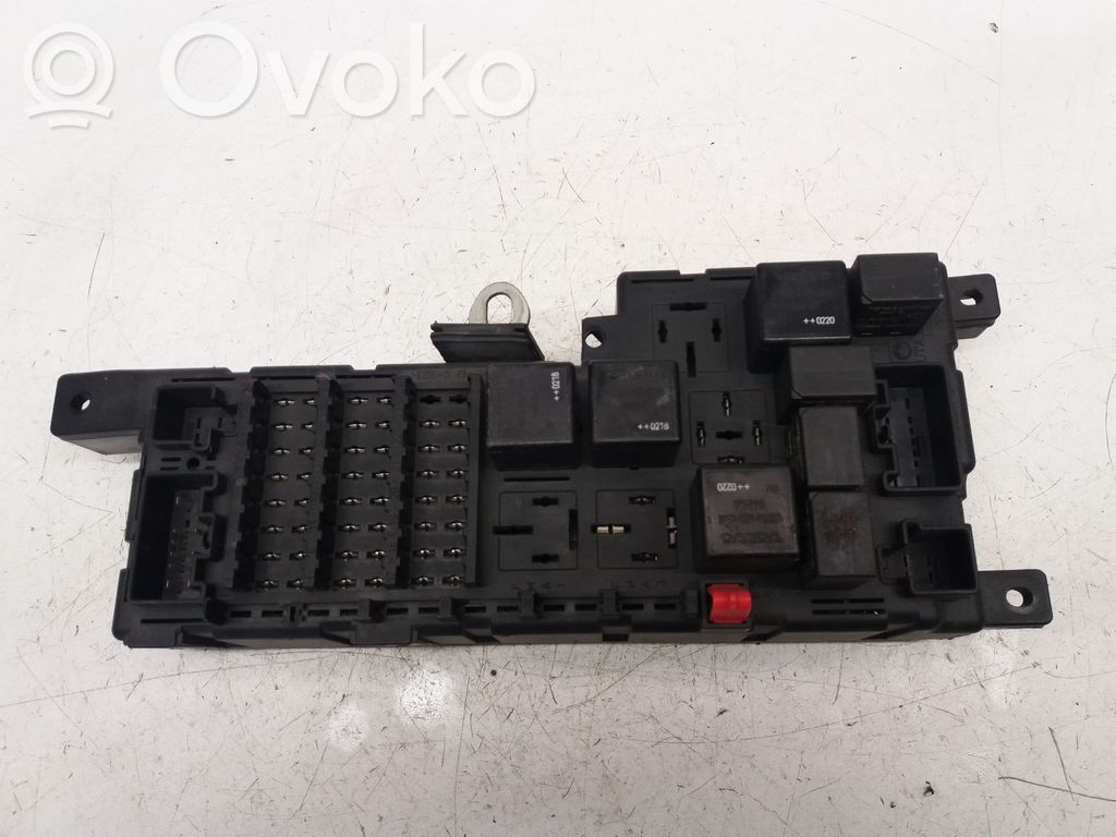 Volvo XC70 Sulakemoduuli 