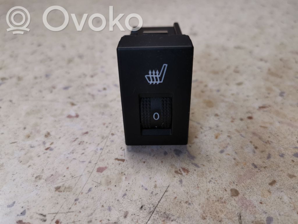 Seat heating switch   BBM366420,10003362,K1827