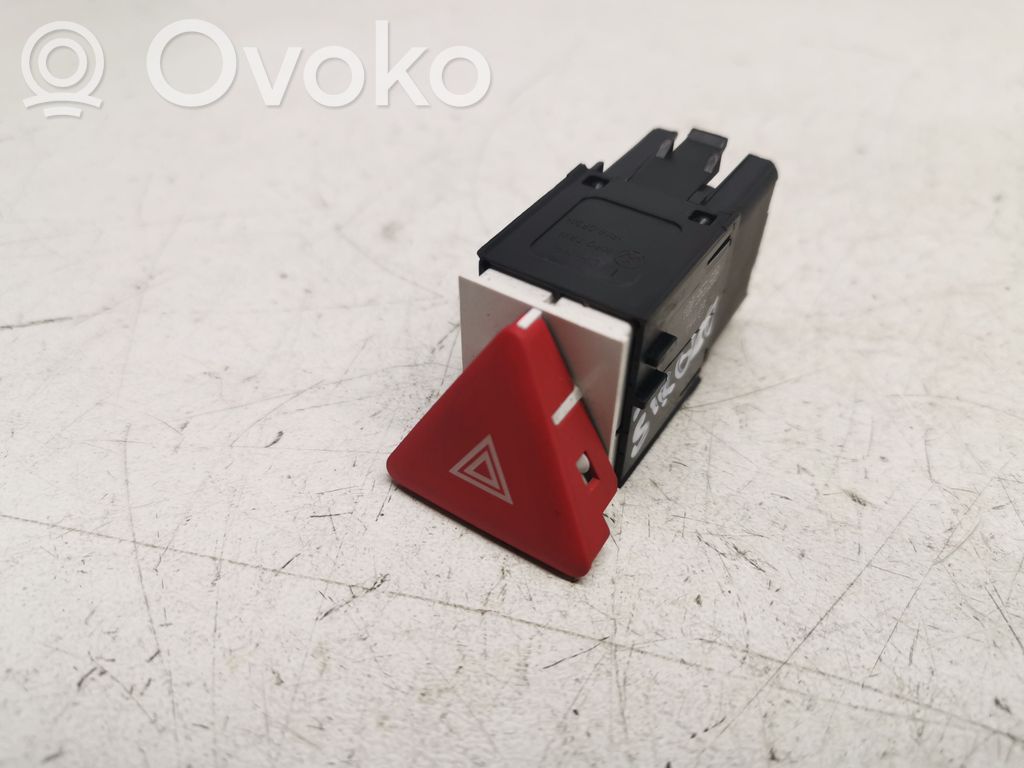 Volkswagen Scirocco Hazard light switch 