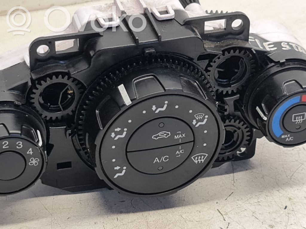 Ford Fiesta Climate control unit 