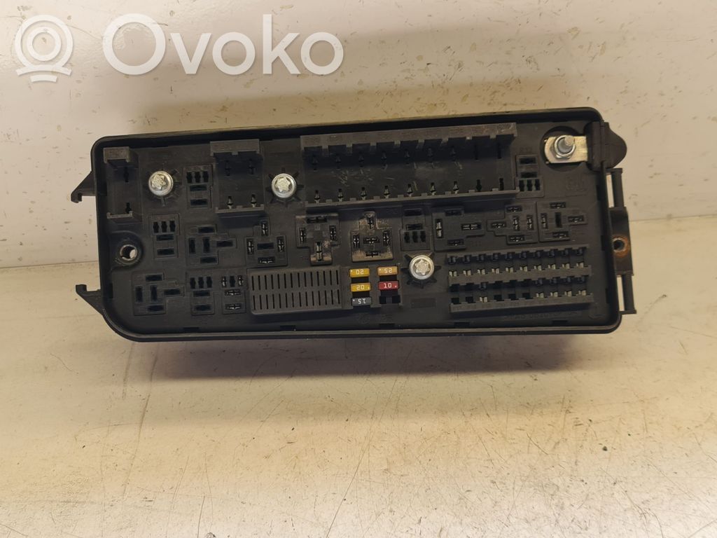 Opel Vectra C Fuse module 
