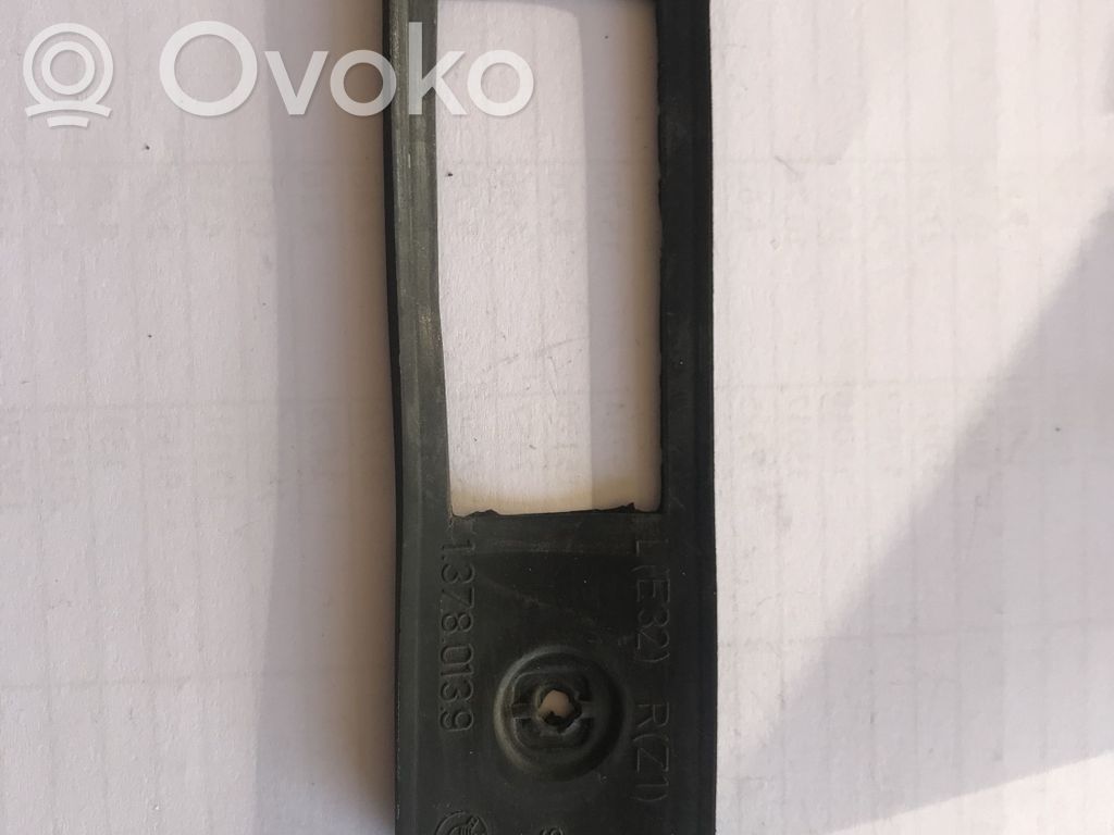 BMW 3 E36 Front fender indicator light 