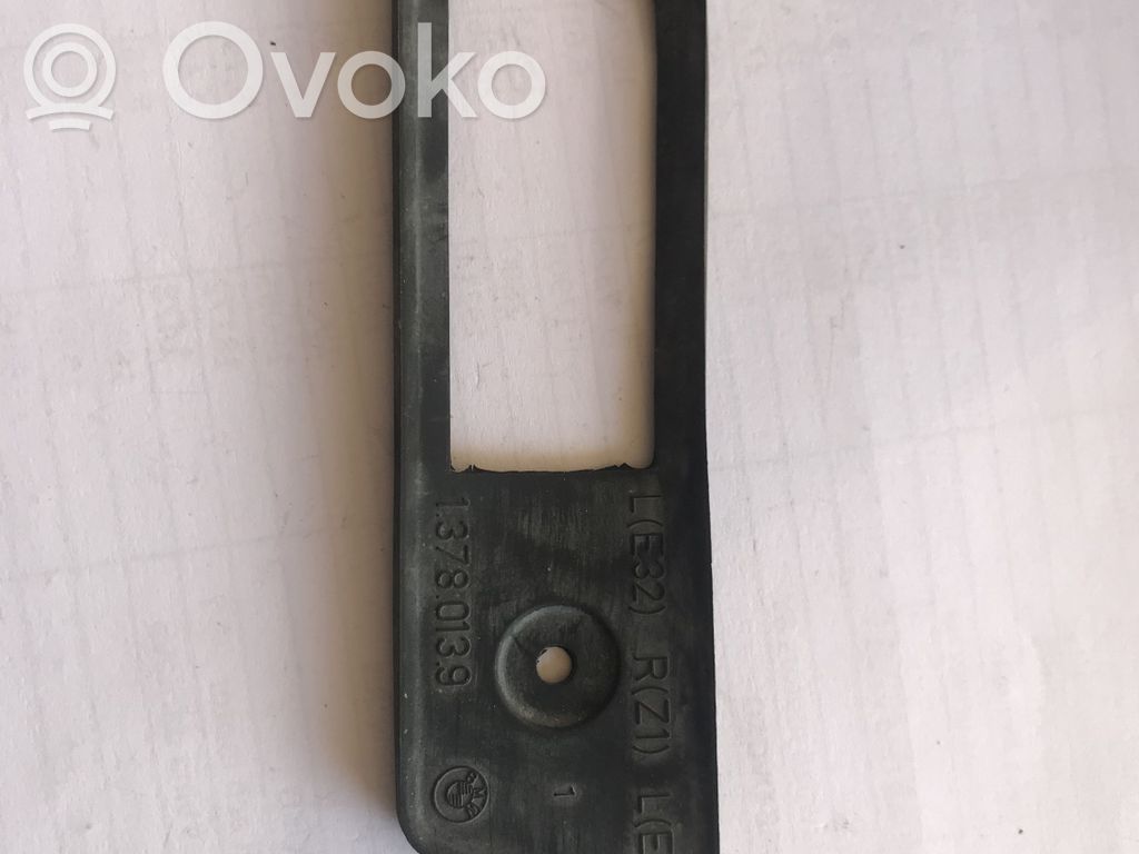 BMW 3 E36 Front fender indicator light 