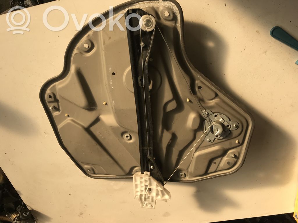 Skoda Octavia Mk2 (1Z) Macara geam spate manuală 