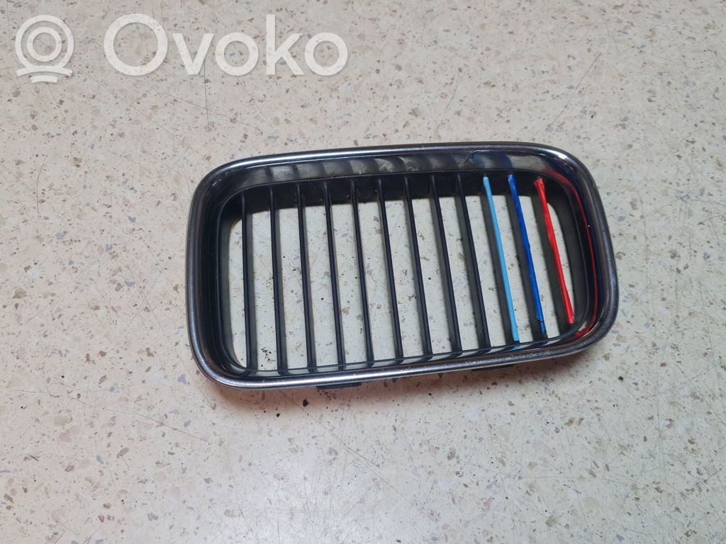 BMW 3 E36 Front bumper upper radiator grill 