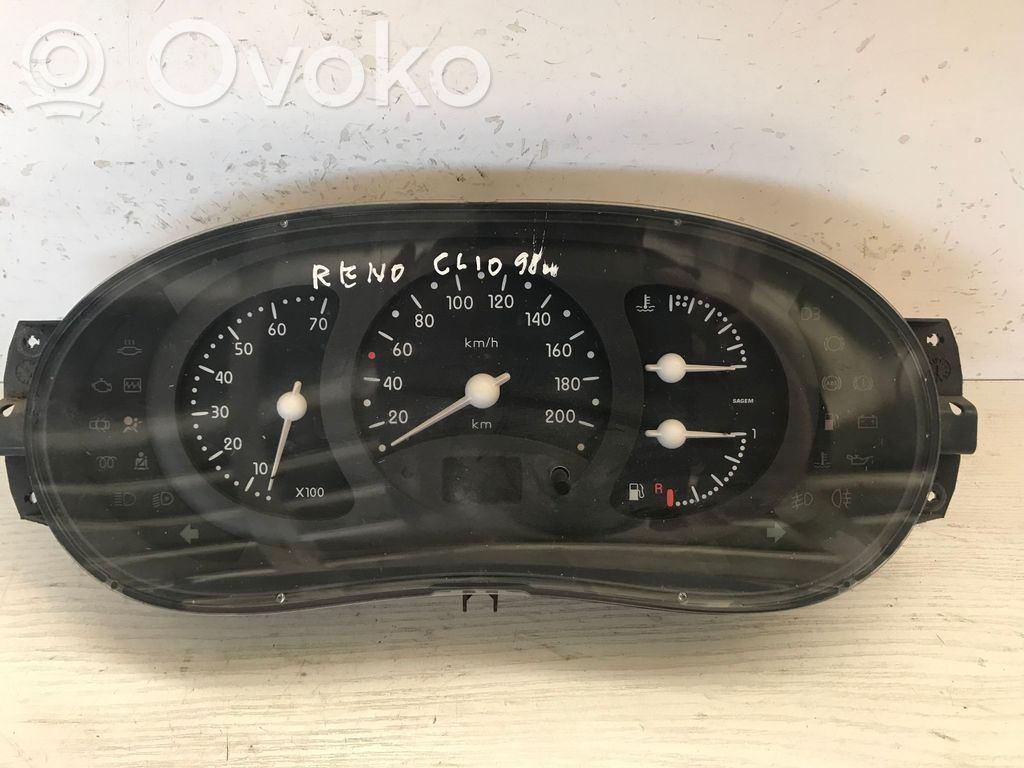 Renault Clio I Nopeusmittari (mittaristo) 