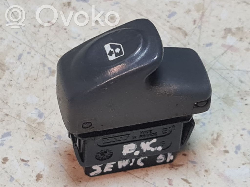 Renault Scenic I Electric window control switch 