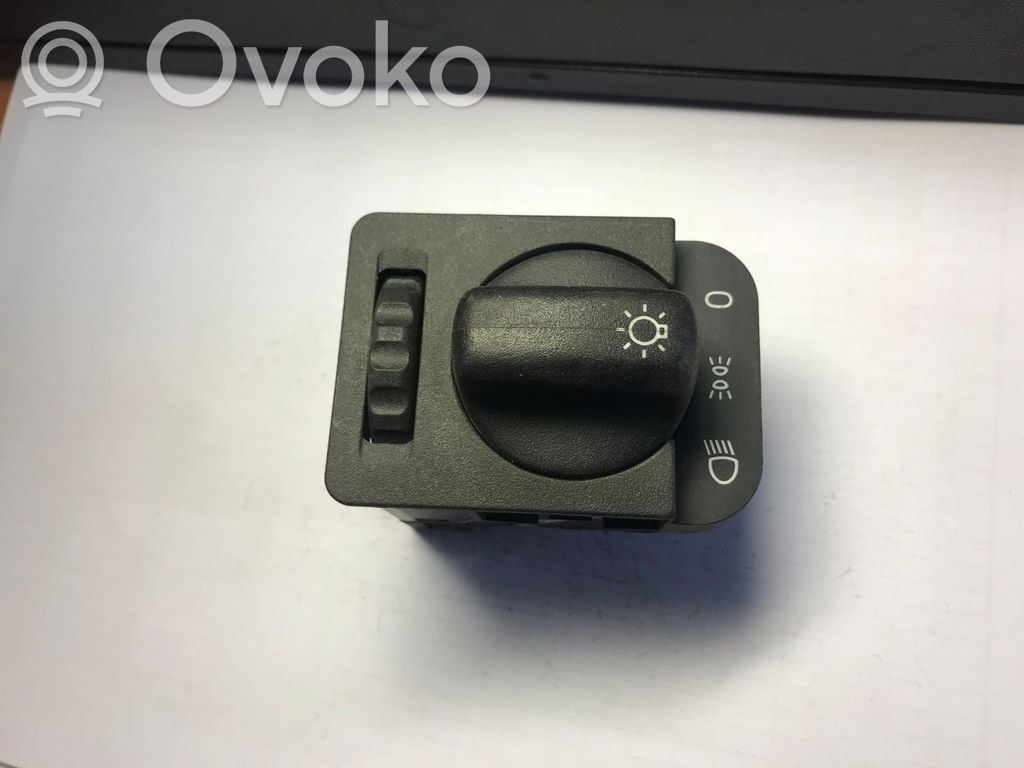 Opel Corsa B Light switch 