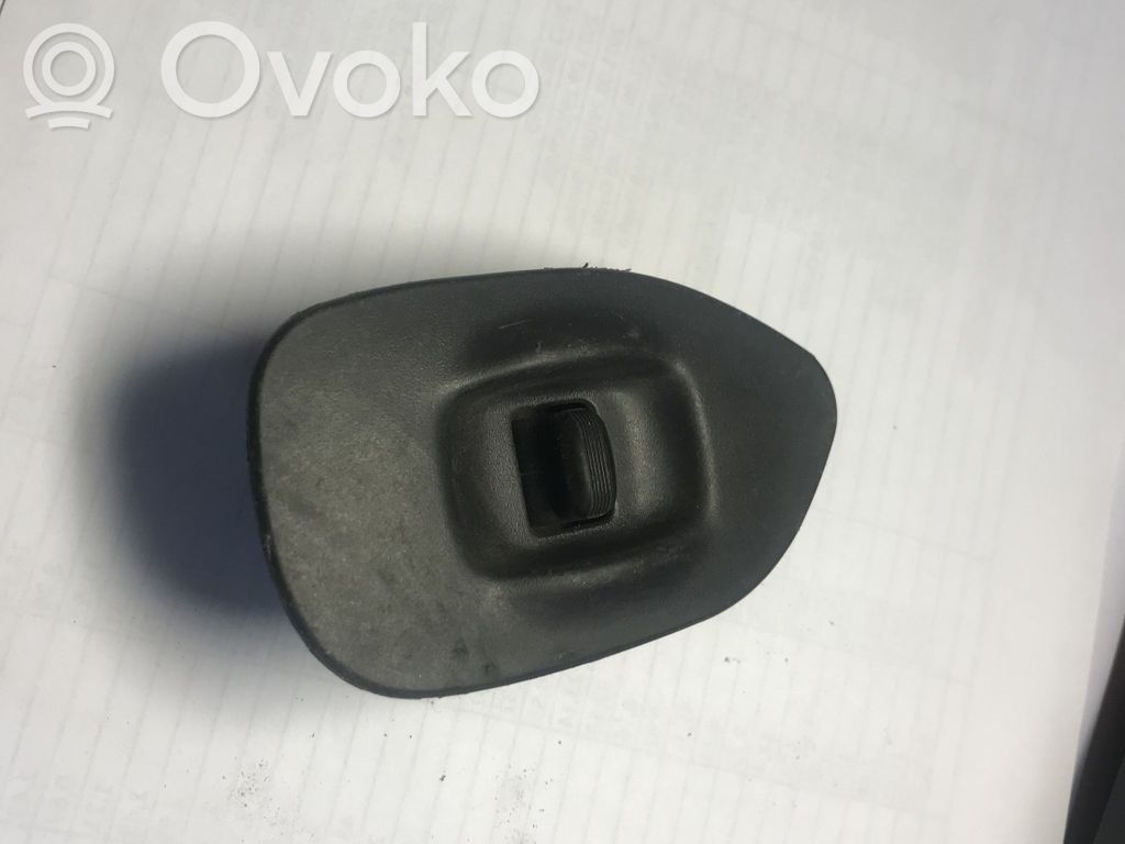 Subaru Legacy Electric window control switch 