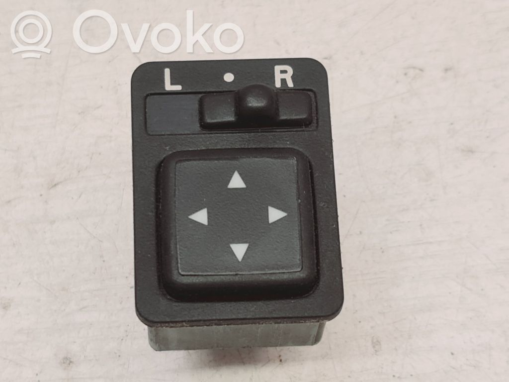 Mitsubishi Carisma Wing mirror switch 