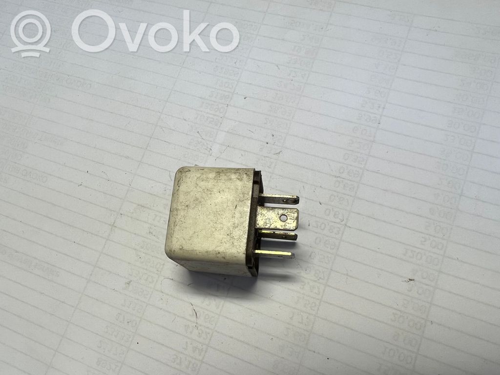 Opel Vectra C Muu rele 