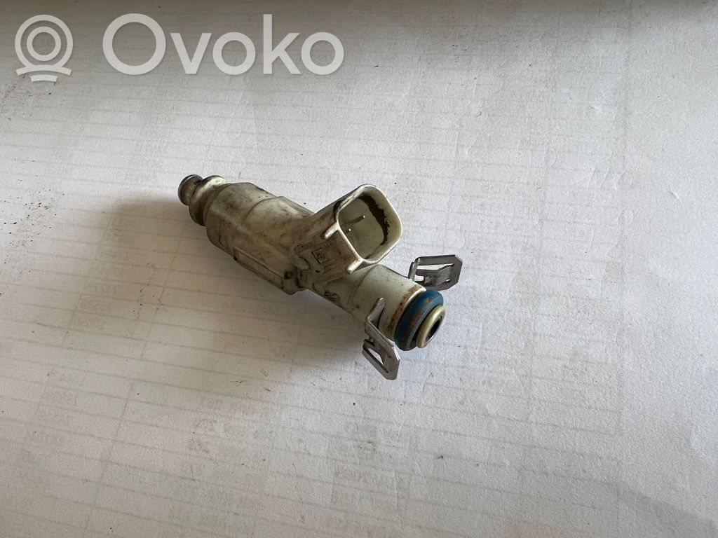 Mazda 6 Fuel injector 
