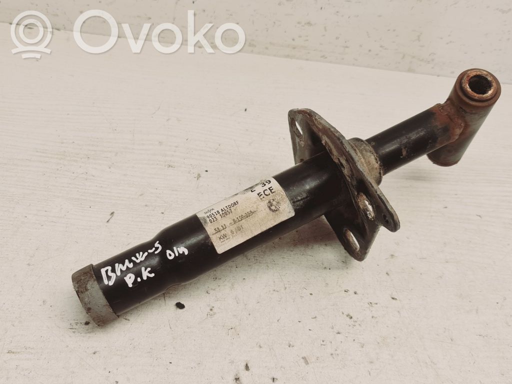 BMW 5 E39 Front bumper shock/impact absorber 