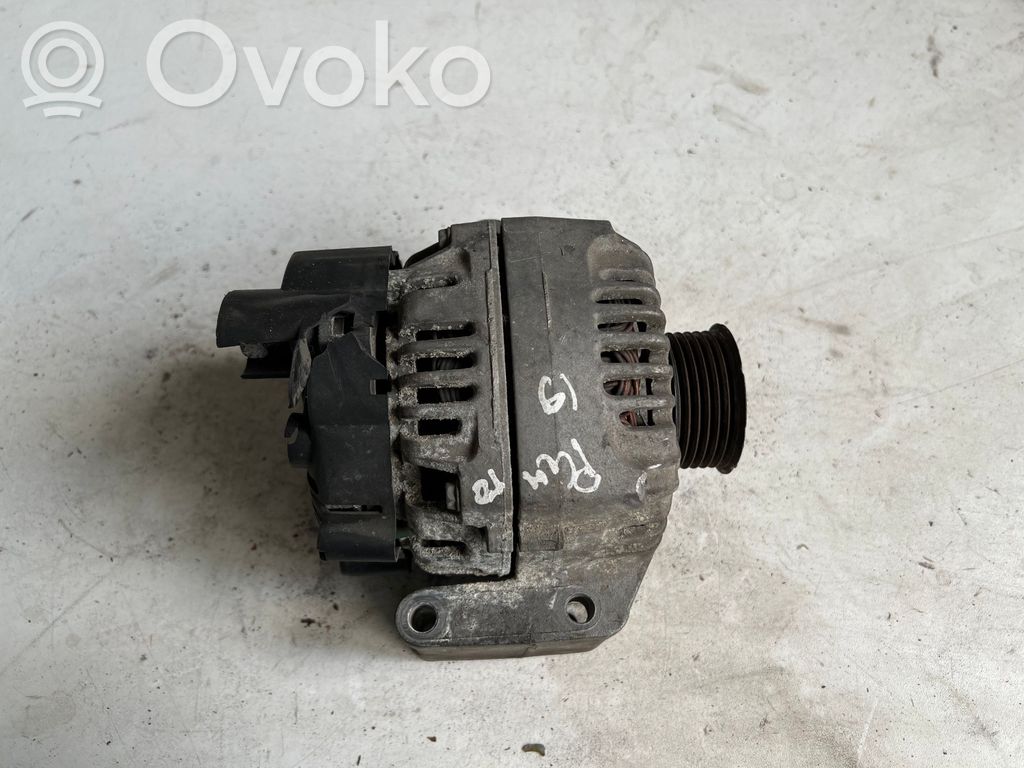 Fiat Grande Punto Generatorius 