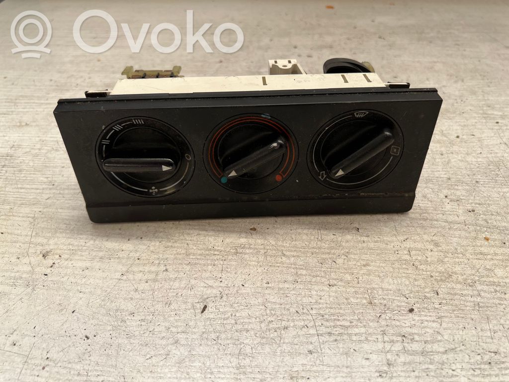 Audi 80 90 S2 B4 Climate control unit 
