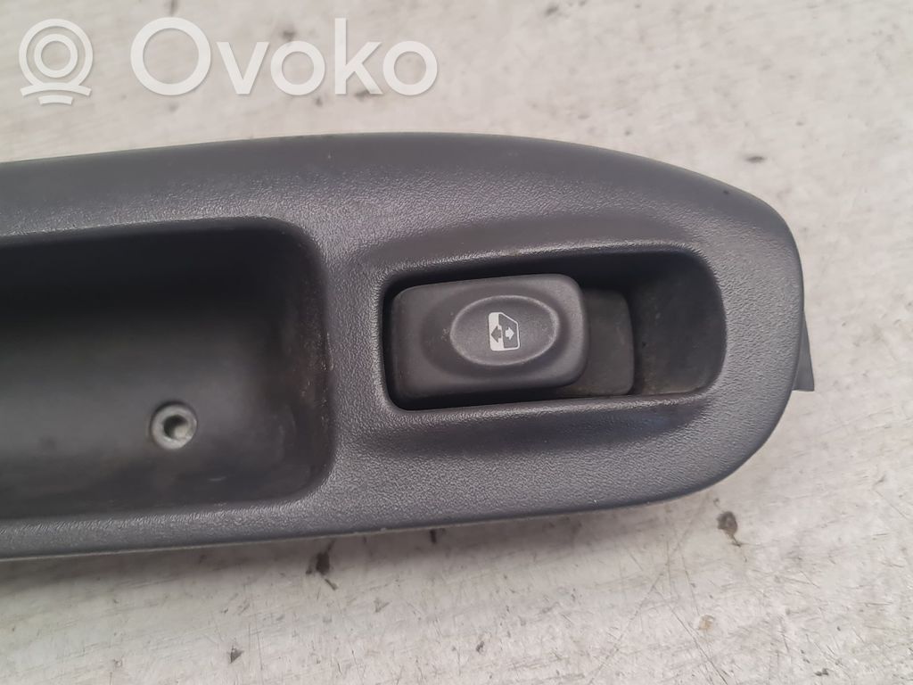 Renault Scenic I Electric window control switch 