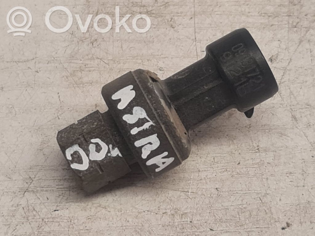 Opel Astra G Czujnik ciśnienia klimatyzacji A/C 