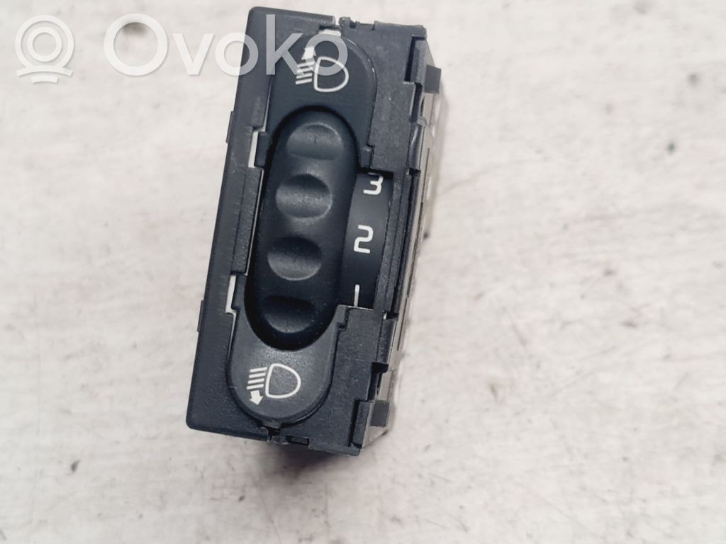 Renault Megane I Headlight level height control switch 