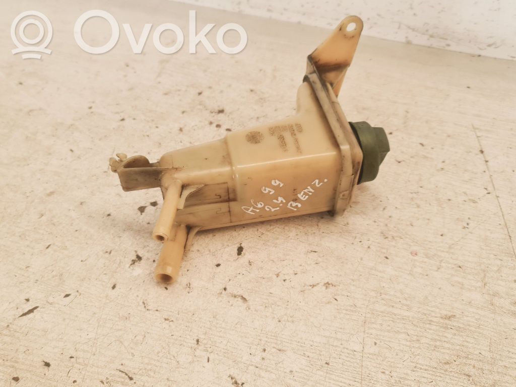 Audi A6 S6 C5 4B Vairo stiprintuvo skysčio bakelis 