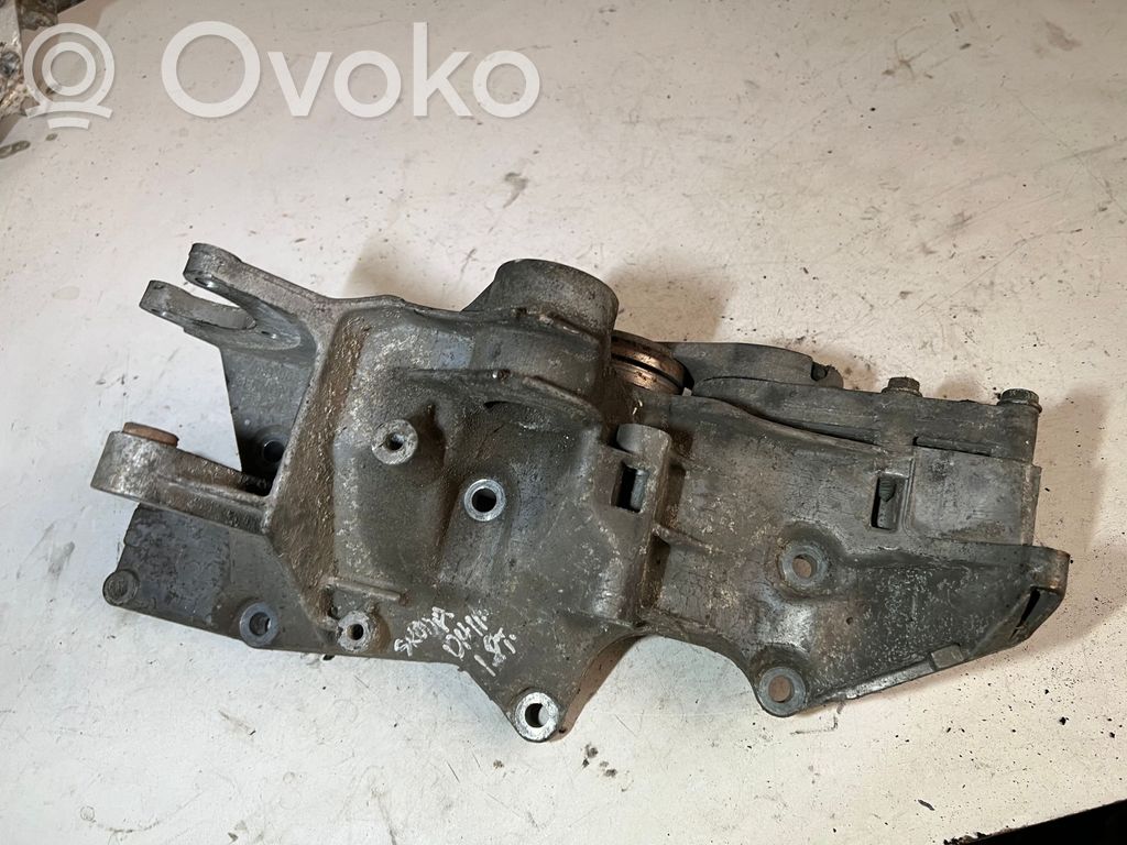 Skoda Superb B5 (3U) Mocowanie alternatora 