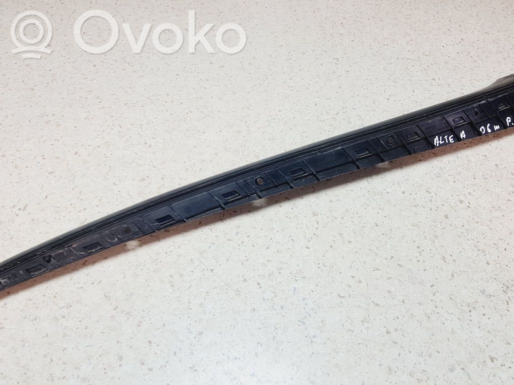 Seat Altea Windshield trim 