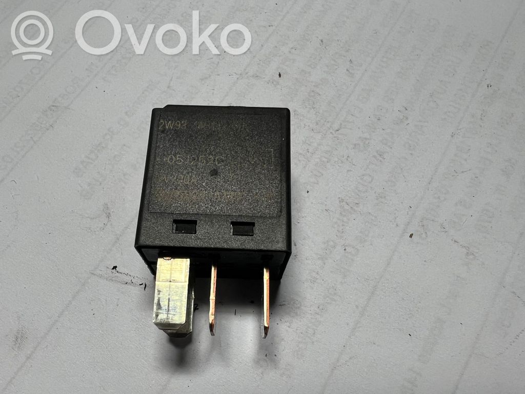 Other relay   2W9314B192BA