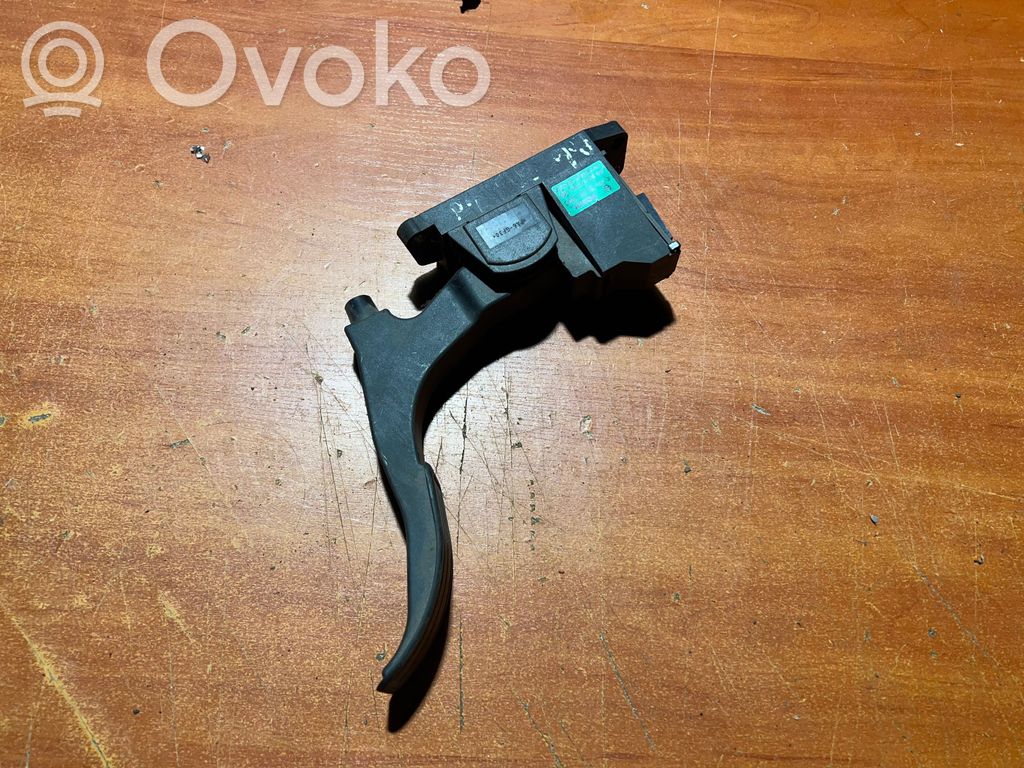 Volkswagen Polo III 6N 6N2 6NF Gaspedal 