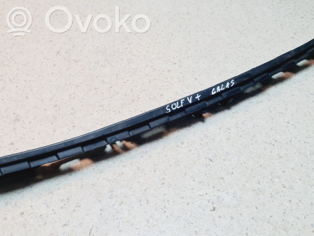 Volkswagen Golf Plus Rear bumper mounting bracket 