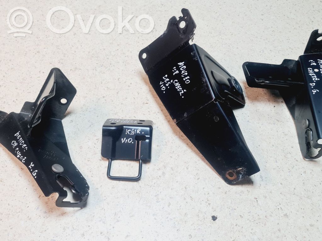 Ford Mondeo MK IV Soporte ISOFIX 