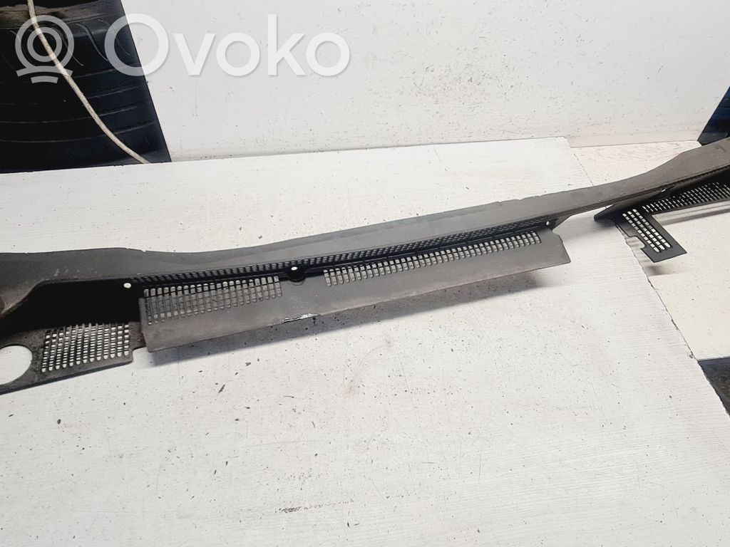 Opel Meriva A Wiper trim 