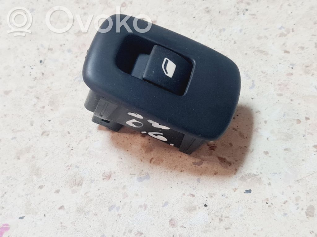 Peugeot 207 Electric window control switch 