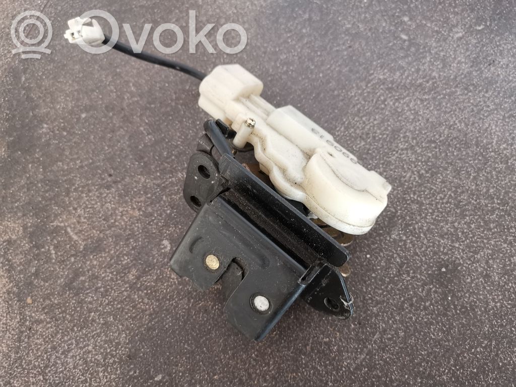 Tailgate/trunk/boot lock/catch/latch   990913